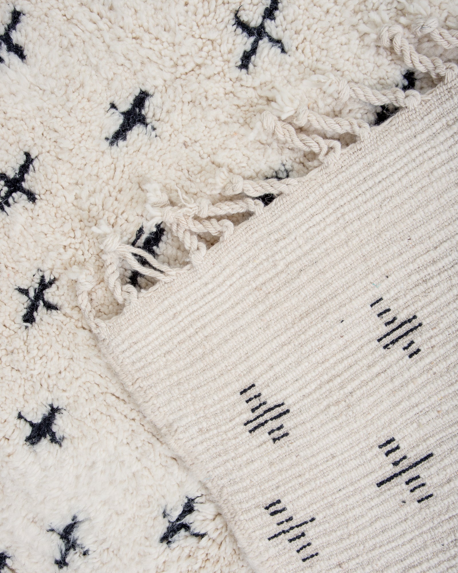 Modern designer handcrafted Berber rug from morocco Beniourain with beautiful colors and patterns